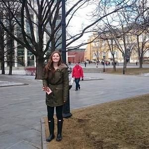 Meet your Posher, Lea